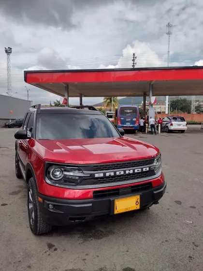 Ford Bronco Wildtrak Awd