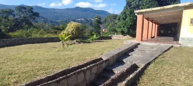 Venta De Terreno Y Casa En Carialinda (sc)