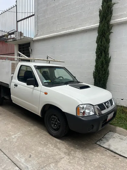 Nissan Np300 2.5 Tdi Chasis Ac 4x2 Mt