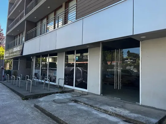 Liquidamos Local Comercial En Valdivia, Oettinger 61