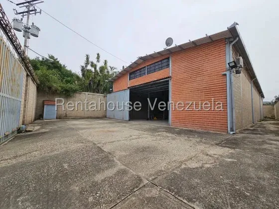 Turmero Maracay Venta De Amplio Galpón Contácteme Gbf 27-1382