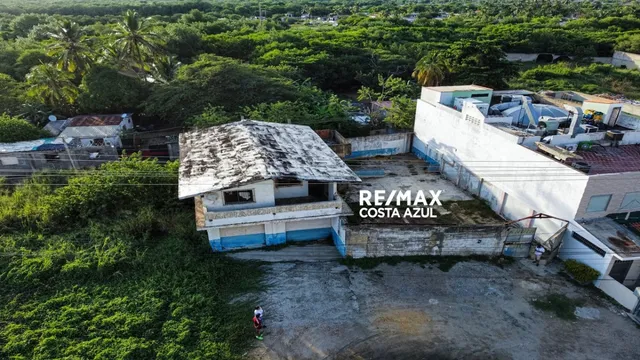 Remax Vende Terreno Excelente Ubicación En Tucacas