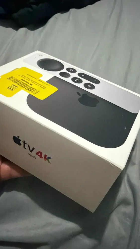 Apple TV 4K (Wi‑Fi) A2737 3ª Geração 2022 de voz 4K 64GB preto