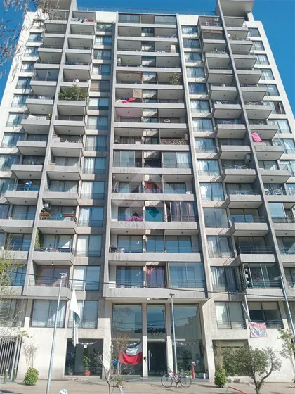 Departamento En Venta De 2 Dorm. En Estación Central
