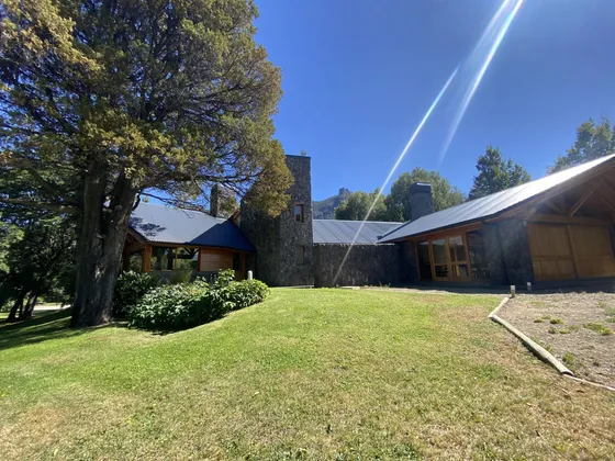 Arelauquen Casa  Tres Dormitorios En Venta