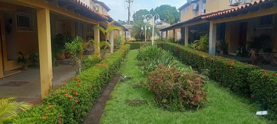 Townhouse En Venta Brisas Del Aeropuerto