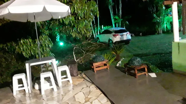 Chácara De Dois Quartos Um Banheiro Piscina Aceito Troca 