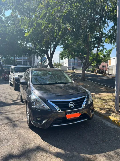 Nissan Versa 1.6 Advance At