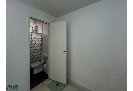 Apartamento En Laureles(mls#247740)