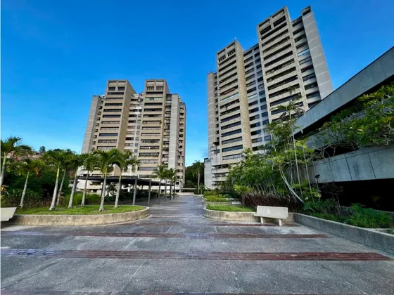 Se Vende/alquila Apto 345m² 4h+2s/ 4b+s/ 2p Alto Hatillo