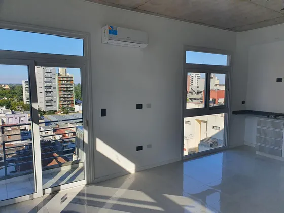 Venta De Departamento En Alvear Y Humberto Primo - Quilmes. Se Ofrece Financiación!