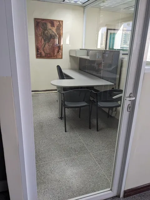 Alquilo Oficina De 7mts2 En Moderno Edificio Av. Municipal De Puerto La Cruz