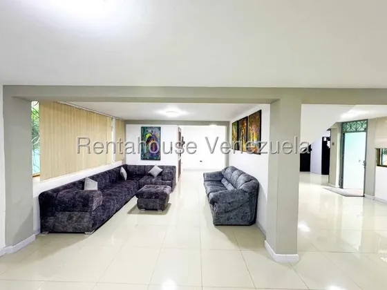 Lld/ Impecable Quinta De 323,96 M2 Totalmente Remodelada En Coche En Venta 26-21465