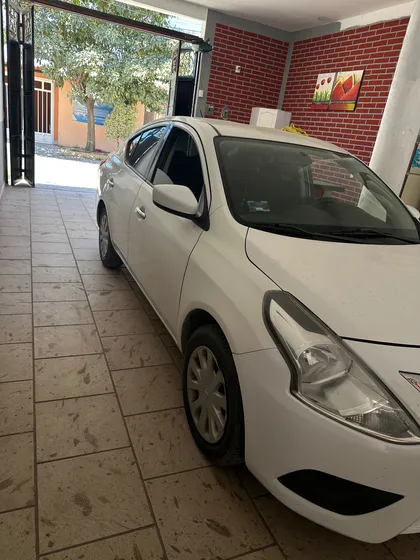 Nissan Versa 1.6 Sense At