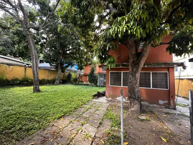 Se Alquila Casa Comercial 850 M2. La Castellana