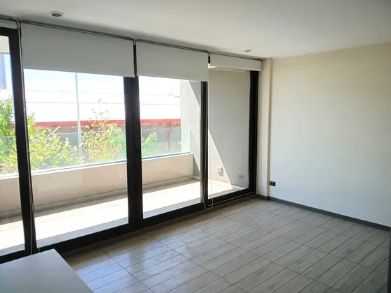 Se Arrienda Monoambiente Con Bodega $330.000 Camino Agricola