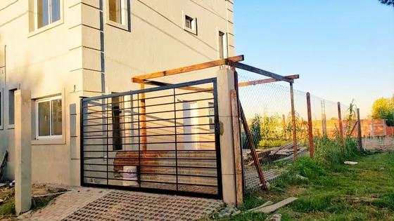 Duplex En Venta - La Plata