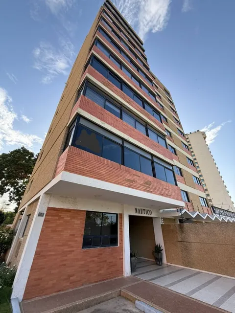 Apartamento Listo Para Habitar En La Lago, Avenida El Milagro.ml