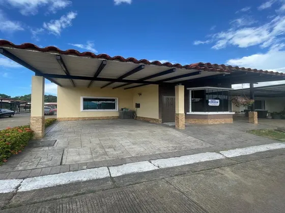 Casa En Venta Los Nogales - Juanico