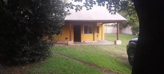 Casa Ideal Vivienda Permanente En Pleno Parque Alvear I Sobre Asfalto