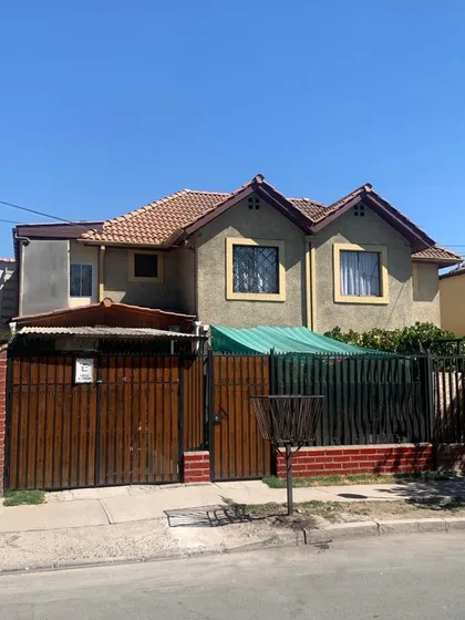Casa En Venta 4 Dormitorios, Cerrillos