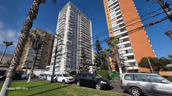 Departamento En Arriendo De 2 Dorm. En Iquique