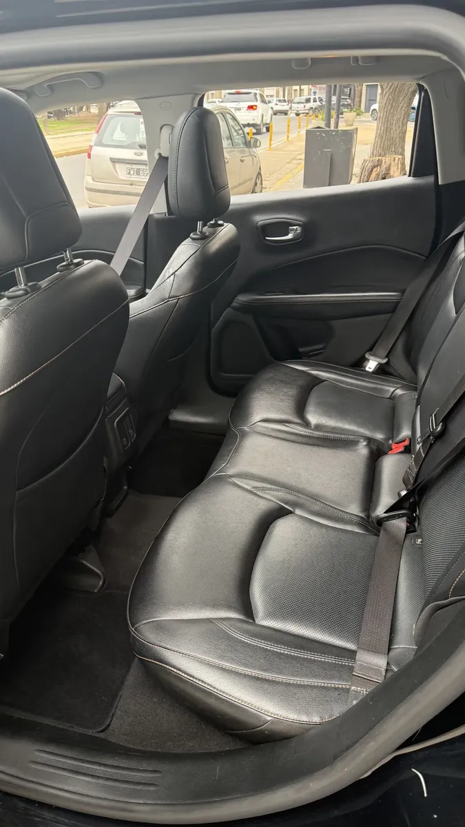 Jeep Compass 2.4 Longitude Plus5248293346797260810