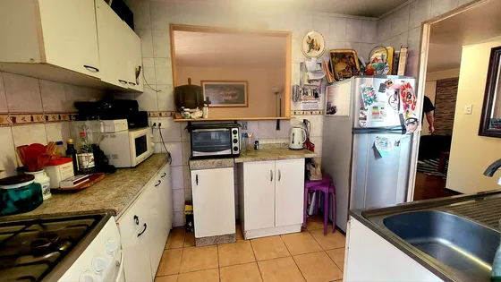 Venta Casa En El Rosal Maipú 3h 3b 2e