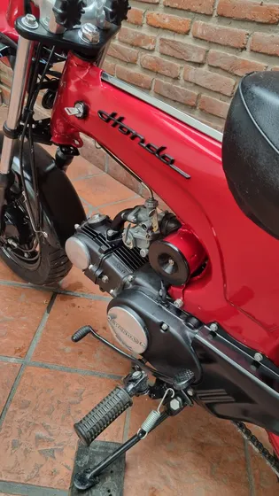 Honda Dax Totalmente Restaurada Cafe Racer,      Sin Usar.