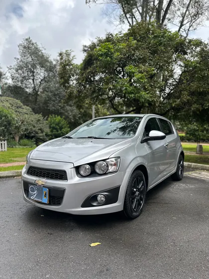 Chevrolet Sonic 1.6 Lt 5 P