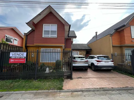 Hermosa Casa Con Amplio Quincho (93863)