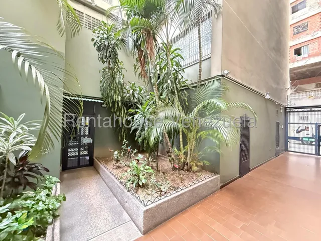 Ip Vendo Apartamento En Chacao 25-18204