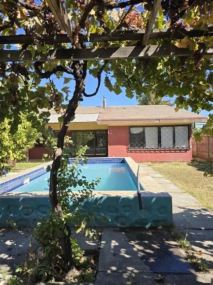 Casa Quinta En Venta De 4 Dorm. En Machalí