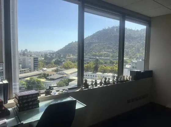 Oficina En Oferta 47m2 2 Privados 1b1e Metro M. Montt