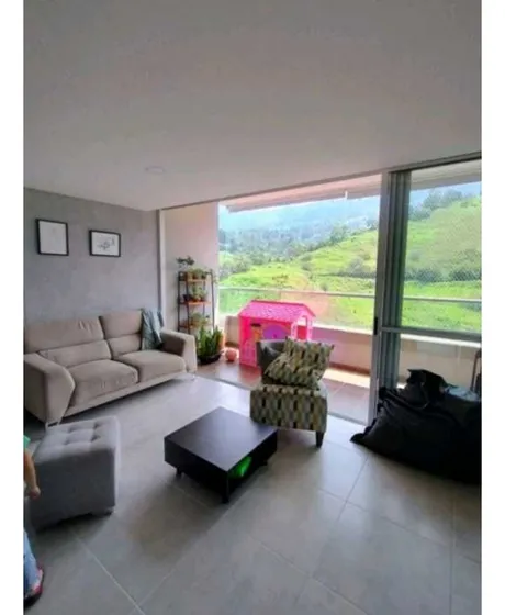 Venta De Apartamento En Envigado.