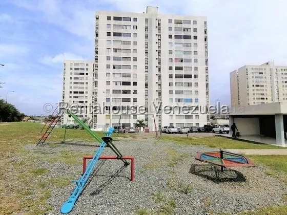 En Venta Apartamento En Exclusivo Conjunto Privado Al Oeste De Barquisimeto Lara, Rc