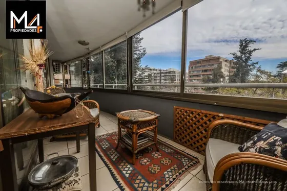 Departamento Con Terraza En Venta De 2 Dorm. En Las Condes