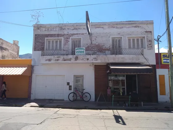 Locales En Venta - Oportunidad Única En El Centro De Capilla Del Monte  Ideal Para Inversión
