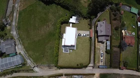 Se Vende Hermosa Casa Campestre En Guarne A Tan Sólo 20 Minutos Del Aeropuerto (a Puerta Cerrada)