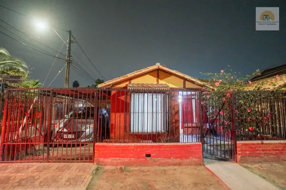 Se Vende Casa En Maipu, Pasaje Seguro