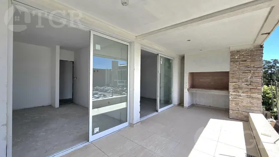 Venta Departamento En  Canning De 3 Ambientes Al Frente Con Amenities