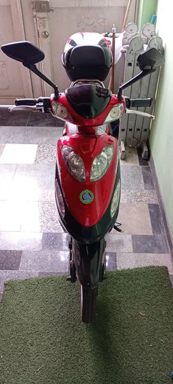 Moto Electrica Con Alarma Bluetooth Como Nueva