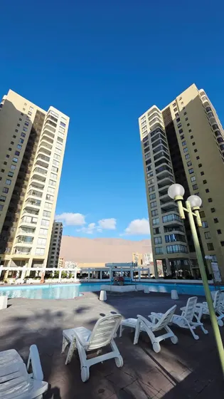 Frente A Playa Cavancha