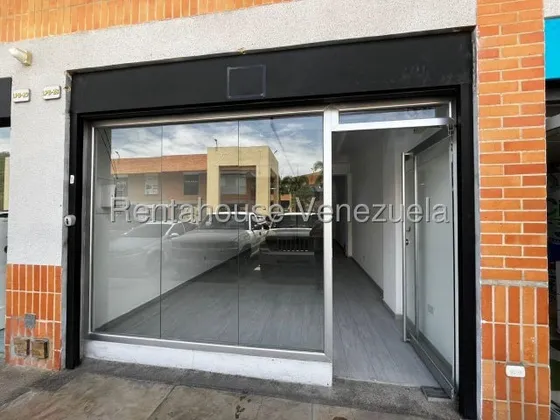 Ab Local Comercial Centro Comercial Los Jarales San Diego En Planta Baja Agua De Pozo, Planta Eléctrica En Areas Comunes.
