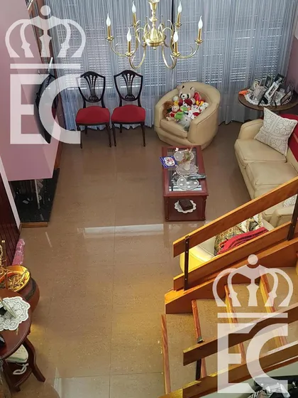 Venta - Casa - 5 Ambientes - 2 Cocheras - Lanús Este