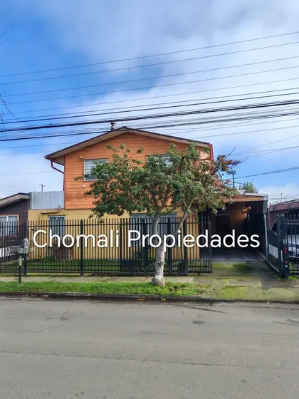 Casa En Carlos Darwin Cercano A Martin Lutero Con Recabarren
