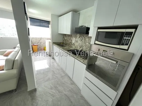 Excelente Apartamento Amoblado En Alquiler En Los Naranjos Del Cafetal Listo Para Habitar - Mls #25-23700 - Jca