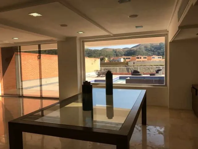 Vende Casa En Lomas Del Country Club, Guataparo. V.l.