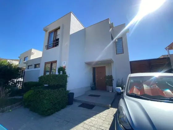 Se Aceptan Ofertas! Hermosa Casa En Ciudad De Los Valles