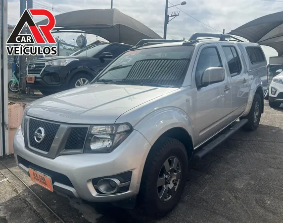 Nissan Frontier 2.5 Sv Attack Cab. Dupla 4x4 Aut. 4p
